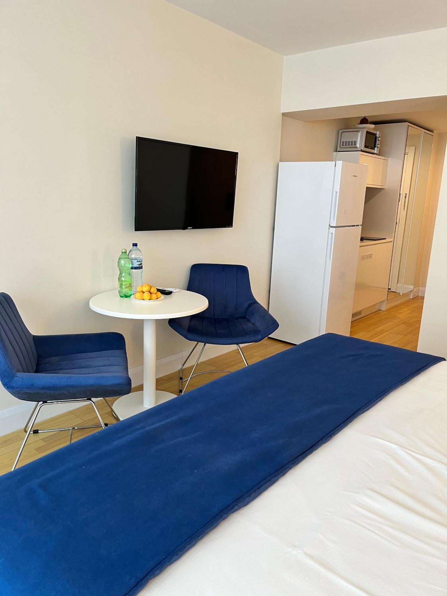 Black Sea Coast Apartment Батуми Екстериор снимка