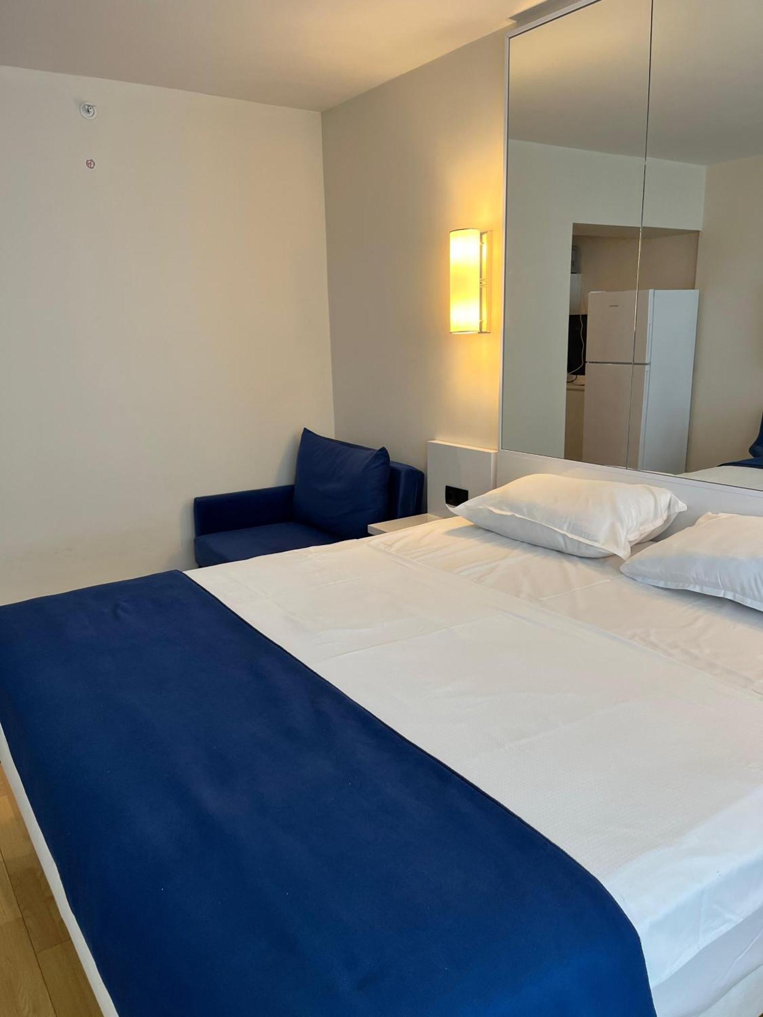 Black Sea Coast Apartment Батуми Екстериор снимка