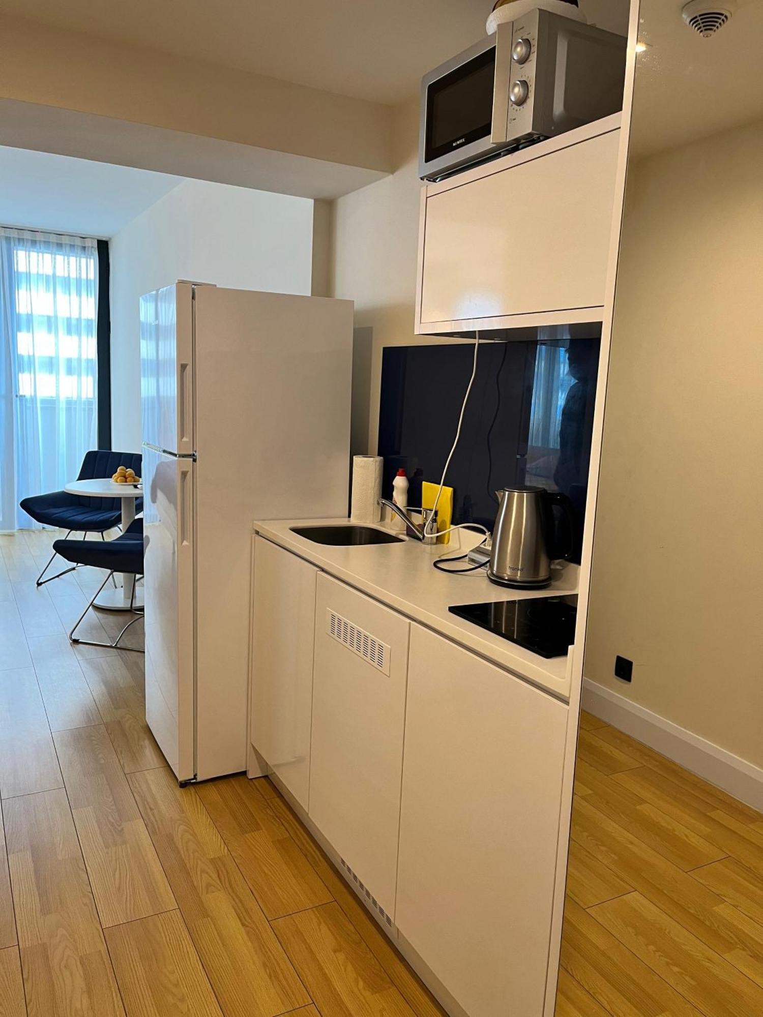 Black Sea Coast Apartment Батуми Екстериор снимка